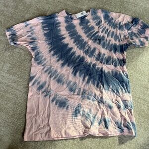 Old Navy Tie Dye Pocket T-Shirt (NWT)